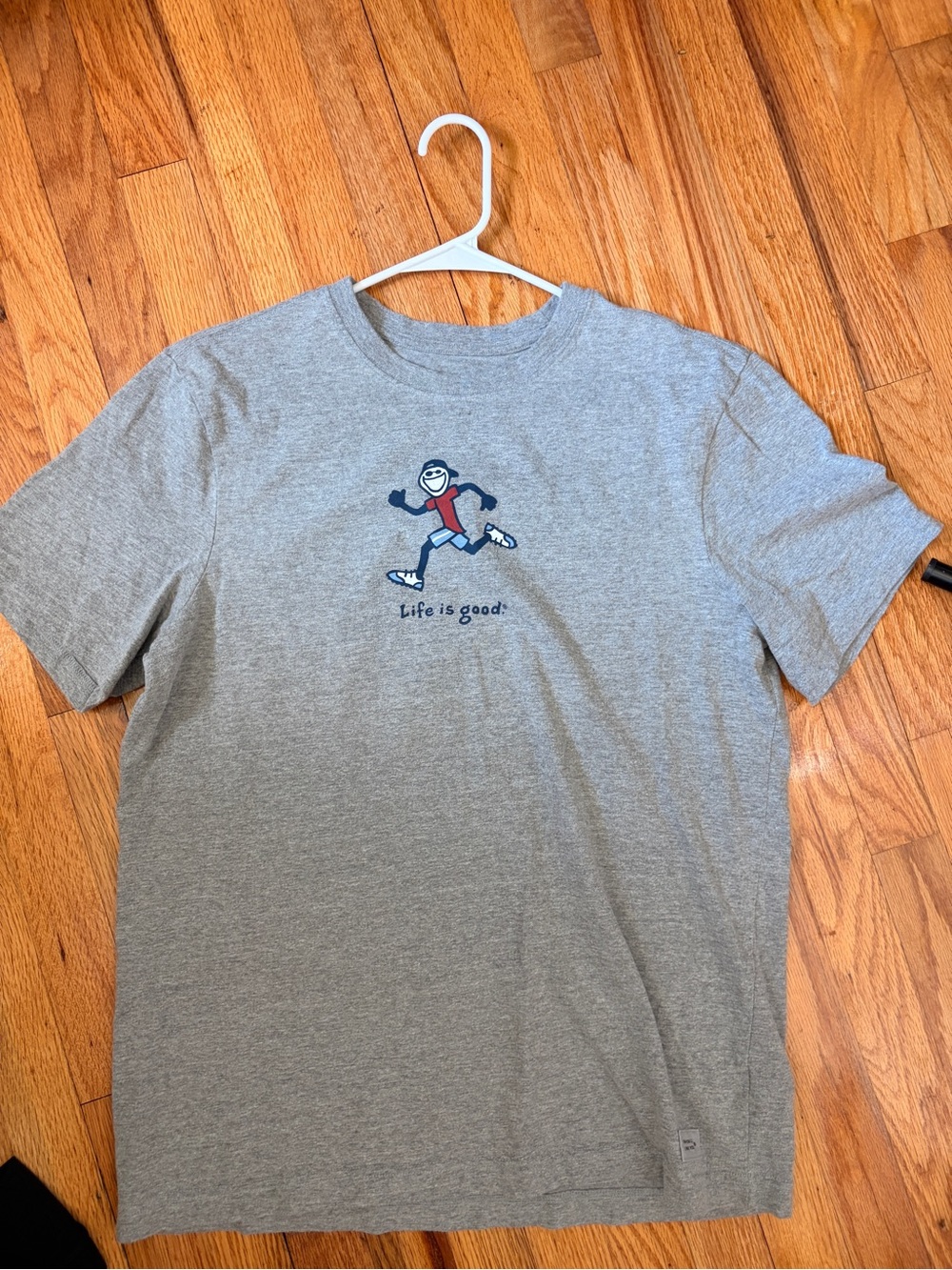 Life Is Good Crusher Tee Gray Short-Sleeve Shirt Running Man Medium